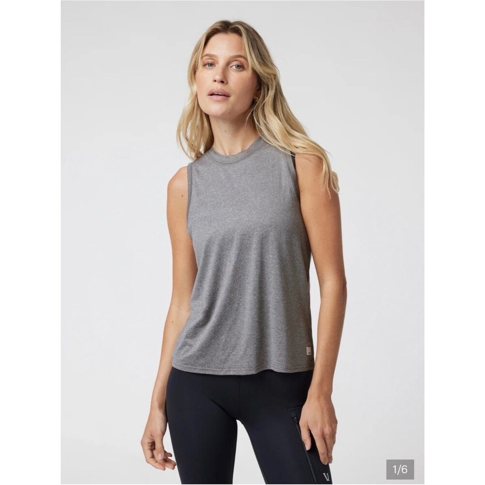 Vuori Women's Sleeveless Energy Tank Top in Heather Gray Size XL